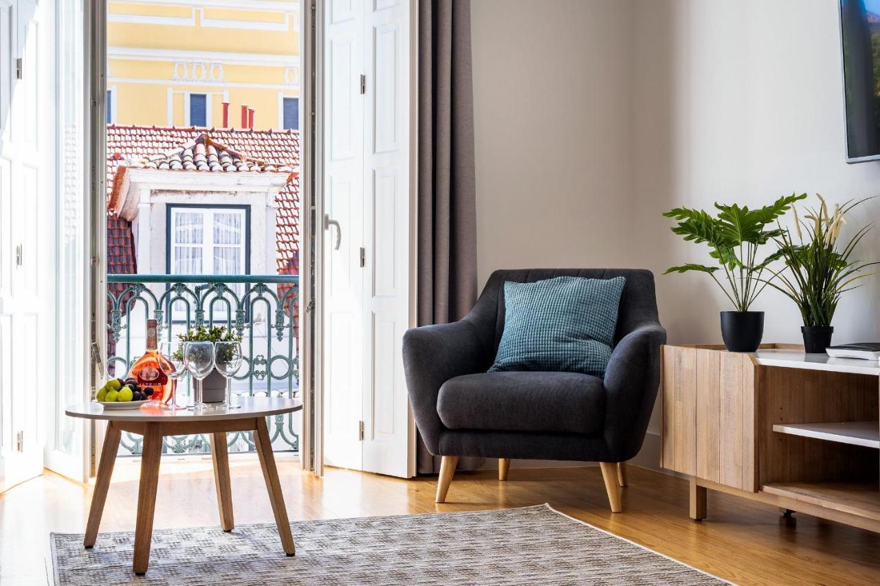 Amazing 1Bdr Apartment In Chiado By Lovelystay 리스본 외부 사진